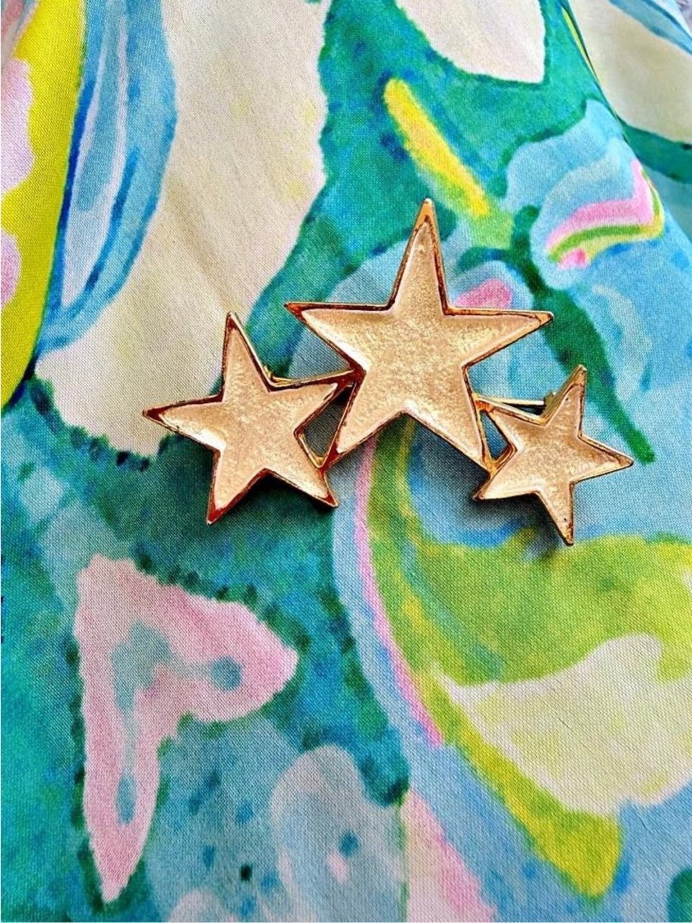 Gold Star brooch